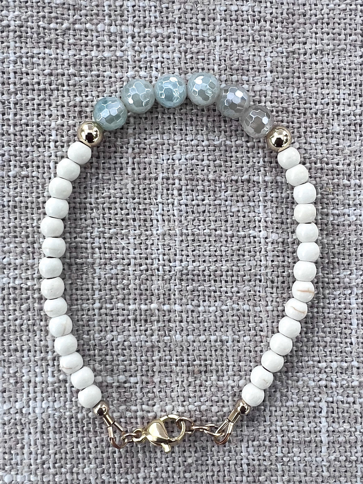 Light Blue Agate Clasp Bracelet